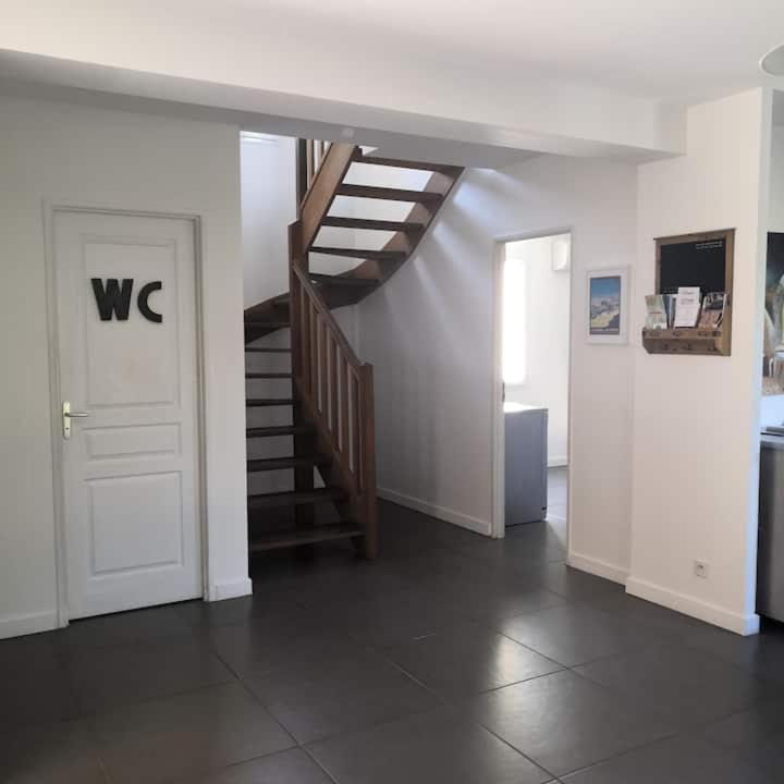 Villa Spacieuse Avec Terrasse Et Vue Mont Ventoux Entrechaux Zewnętrze zdjęcie