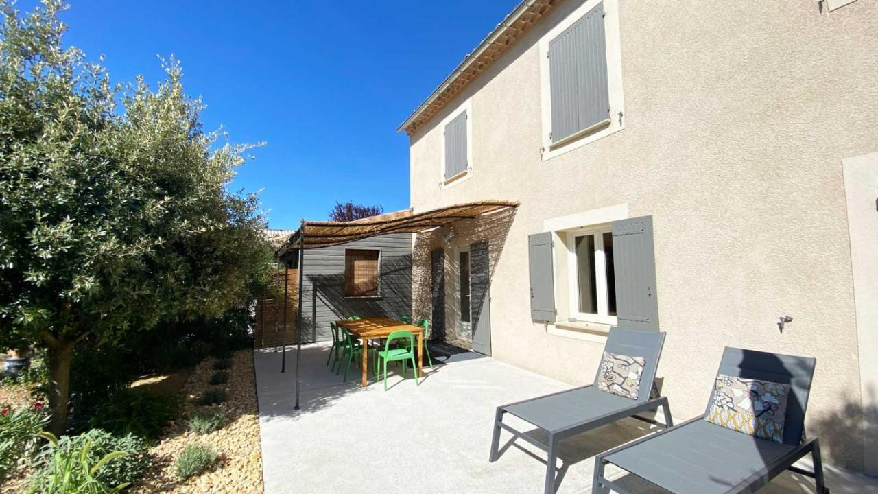 Villa Spacieuse Avec Terrasse Et Vue Mont Ventoux Entrechaux Zewnętrze zdjęcie